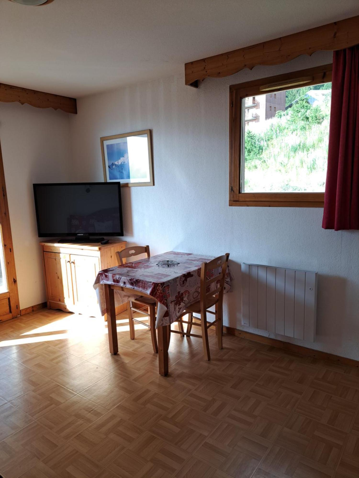 Appartement Avec Balcon - 2 Personnes Puy-Saint-Vincent Bagian luar foto